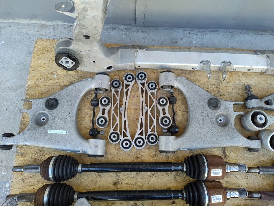 Ричаги Tesla Model S