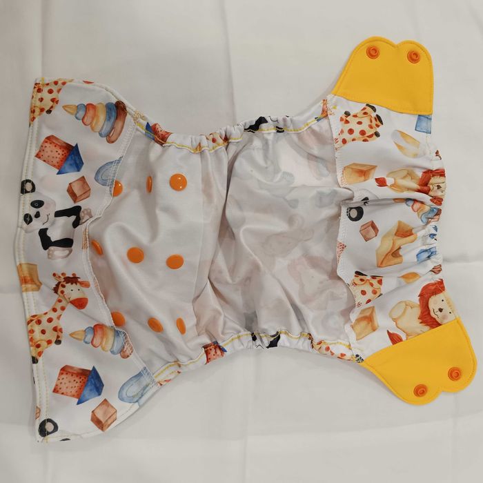 Pack de 5 fraldas reutilizáveis e 10 absorventes