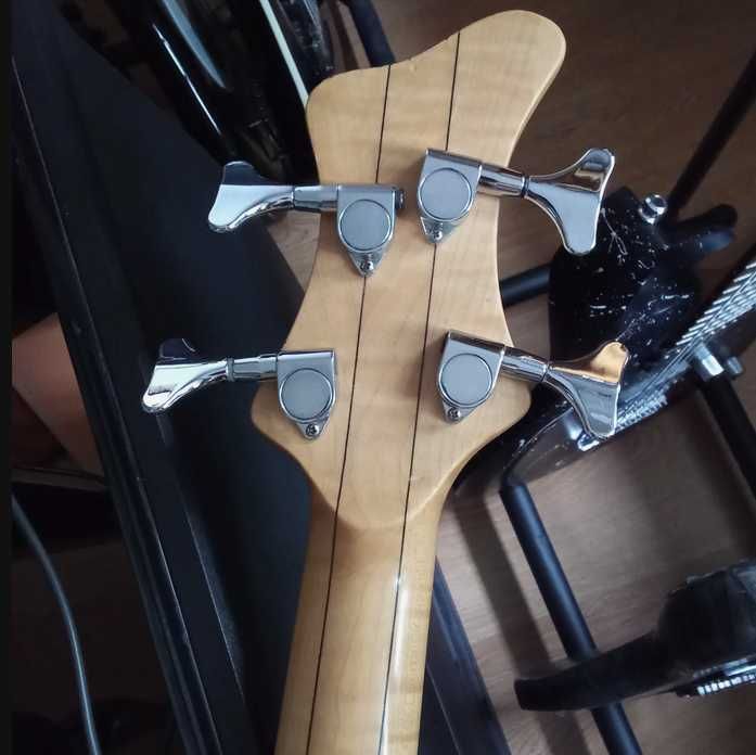 Mayones BE4 gitara basowa jesion , bartolini