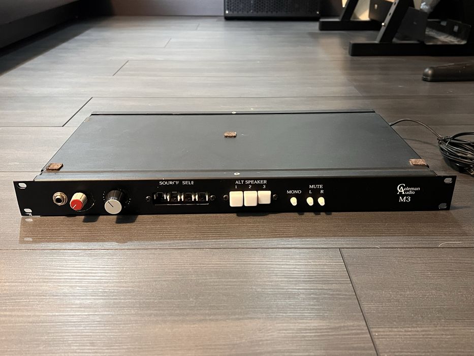 Coleman Audio M3 – studyjny kontroler monitorów, rack, sprzęt vintage