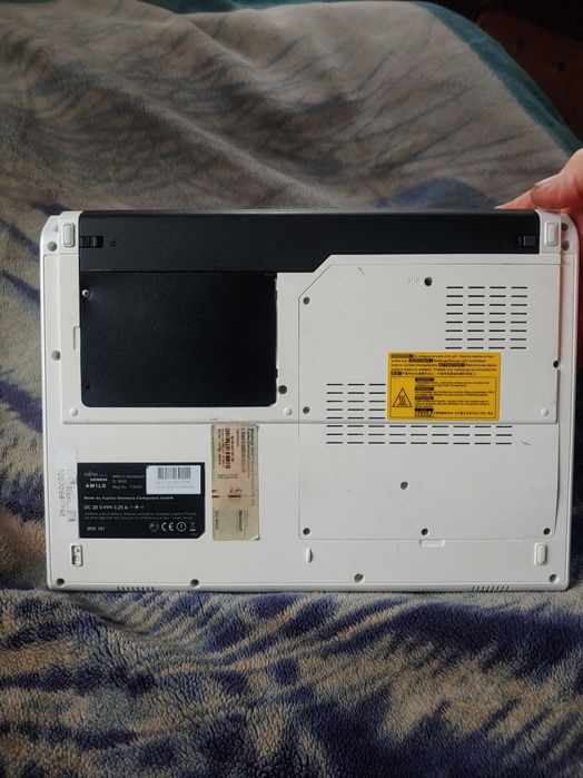 ноутбук futjitsu