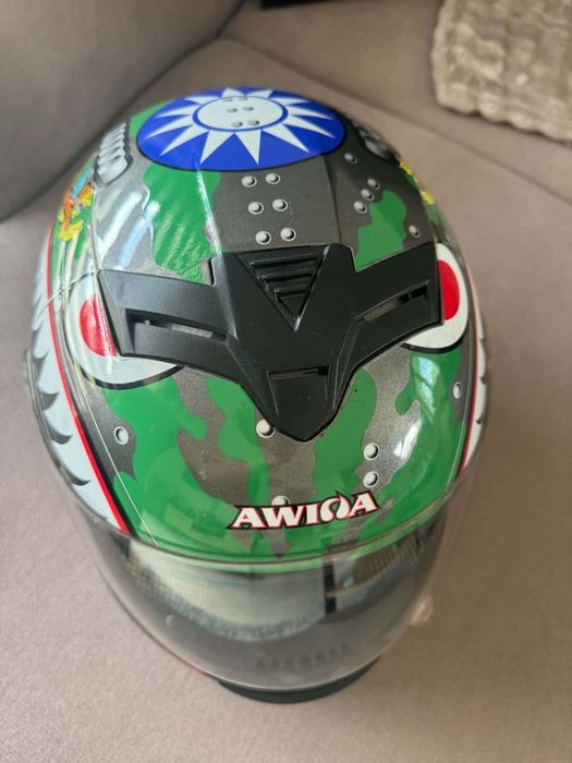 Kask motocyklowy AVINA