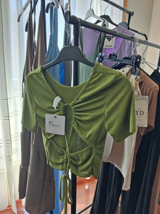 Lote de Roupa feminina