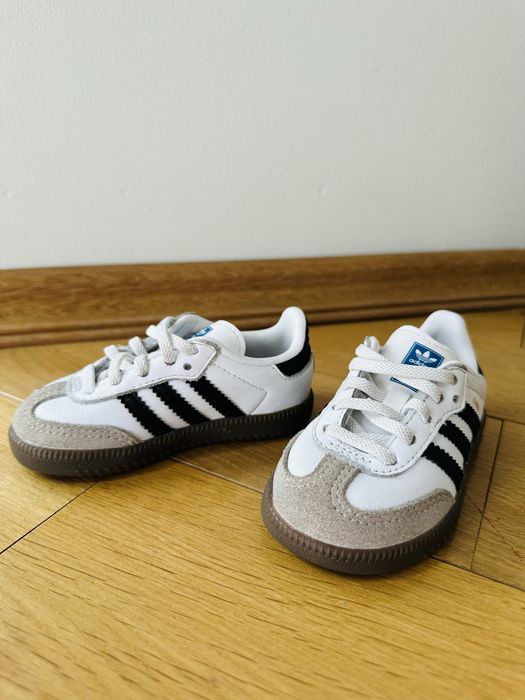 Черевички чобітки кросівки h&m adidas samba для дівчинки 22 розмір