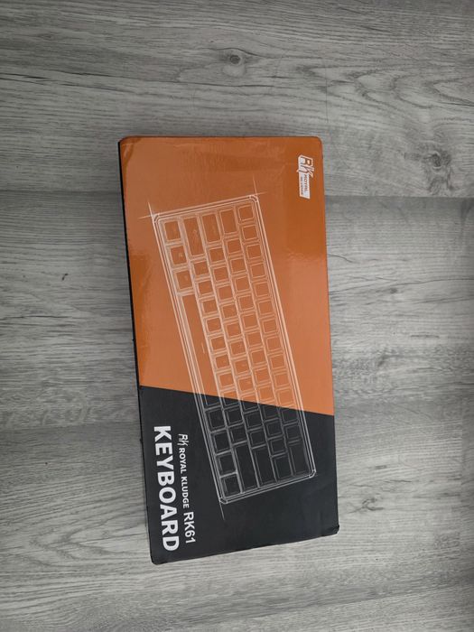 Teclado mecânico RGB