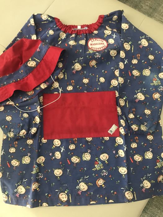 Como NOVO Bibe / uniforme jardim escola Povoa de penafirme