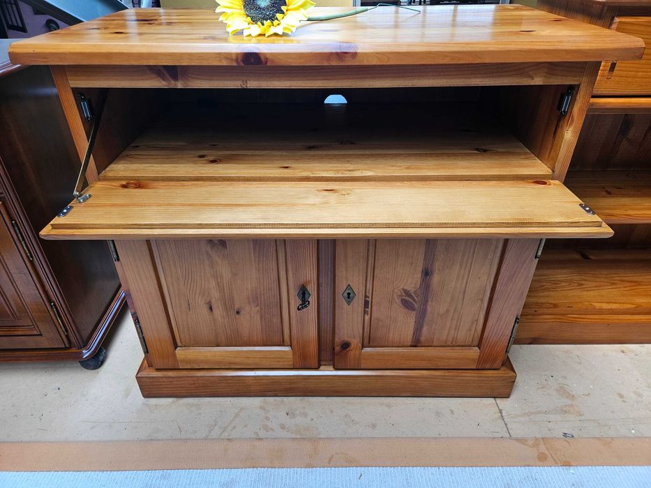 Móvel em madeira maciça estilo rústico - óptimo e