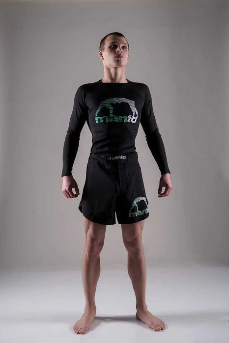 Комплект Рашгард + Шорти Manto