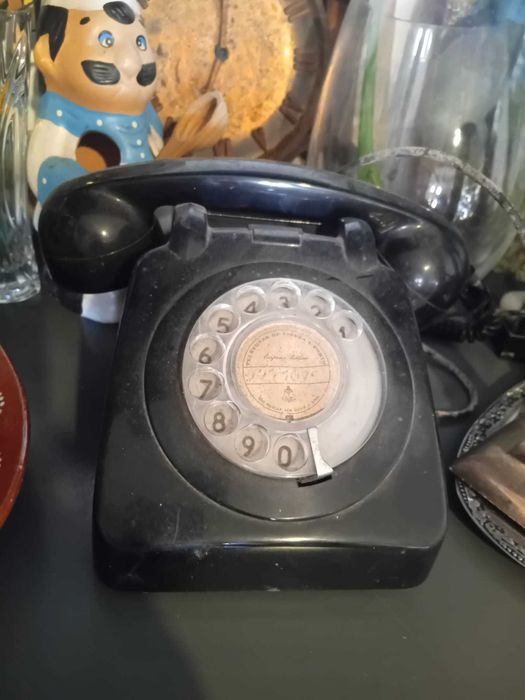 Telefone preto Antigo