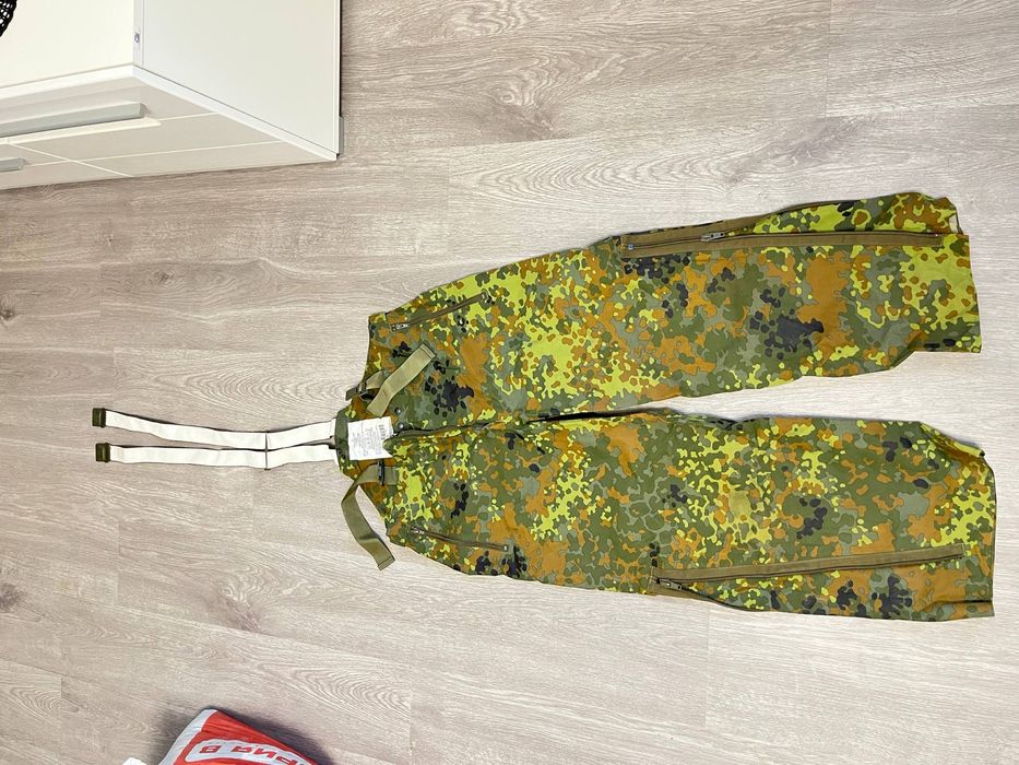 Оригінальні мембранні штани Bundeswehr Flecktarn (дощові/оверпантс)