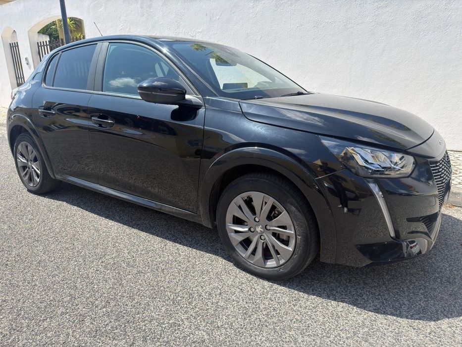 Peugeot e-208 50 kWh Allure Pack