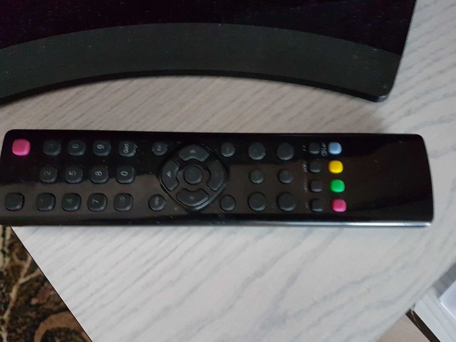 Telewizor THOMSON LED 32 cale z pilotem