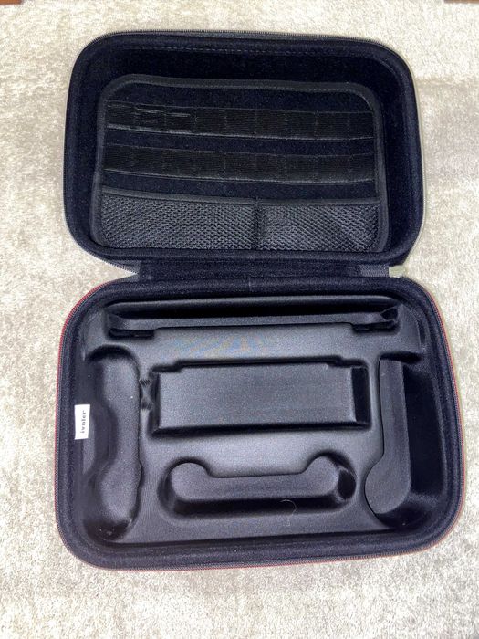 Nintendo Switch OLED Branco como novo com oferta de jogos