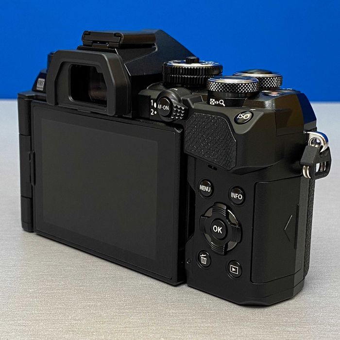 OM System OM-5 Mark II (Corpo) - 20.4MP | 3 ANOS DE GARANTIA