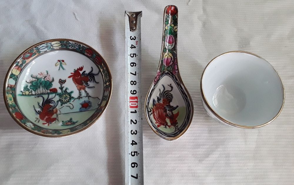 3 Peças em porcelana, made in Macau