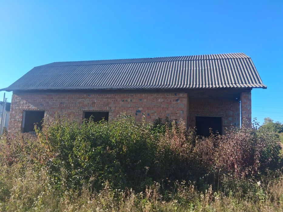 ПРОДАЄТЬСЯ БУДИНОК  НОВОБУДОВА у Чернівецькій обл. ,у с.Іспас  12000$