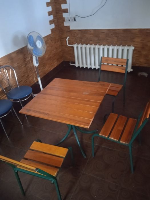 Столик та 3 стільці Оболонь