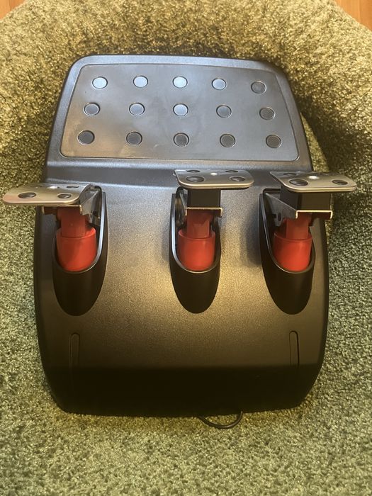 Комплект Thrustmaster TX (T300) Ferrari 458  з педалями Logitech G27