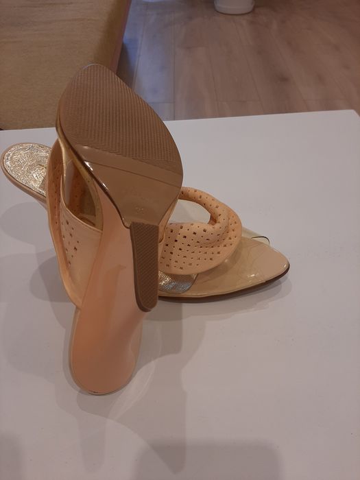 Сабо,на танкетке