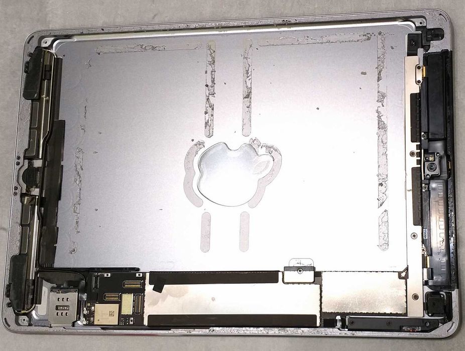 Планшет iPad Air  Apple A1475 32Gb на запчасти