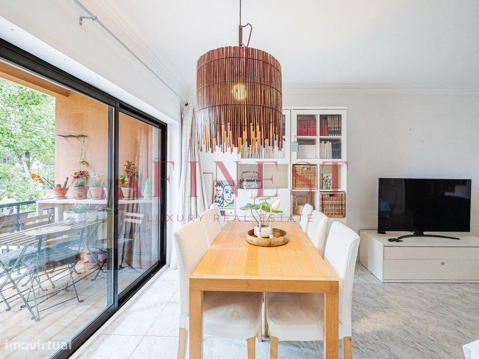 Apartamento T4 Duplex Na Quinta Barão