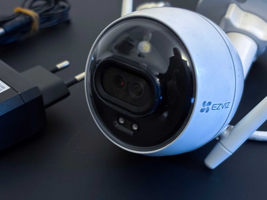Kamera EZVIZ C3X zewnętrzna Wi-Fi - używana, sprawna.
