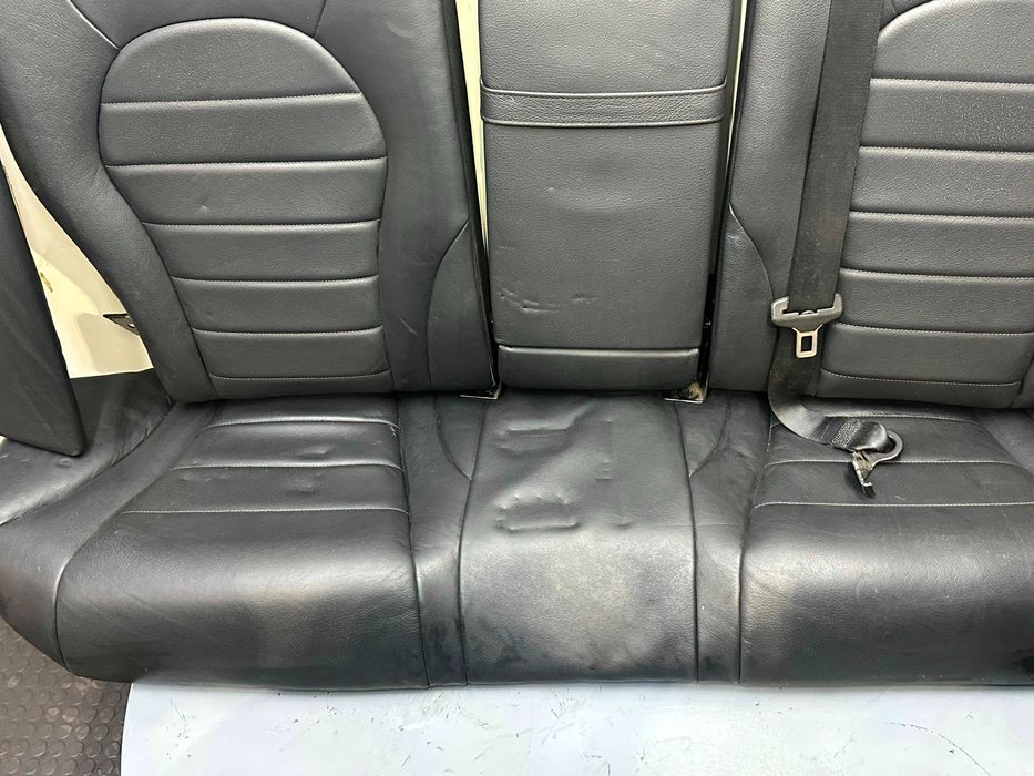 Conjunto de bancos Mercedes Classe C W205 (2017)