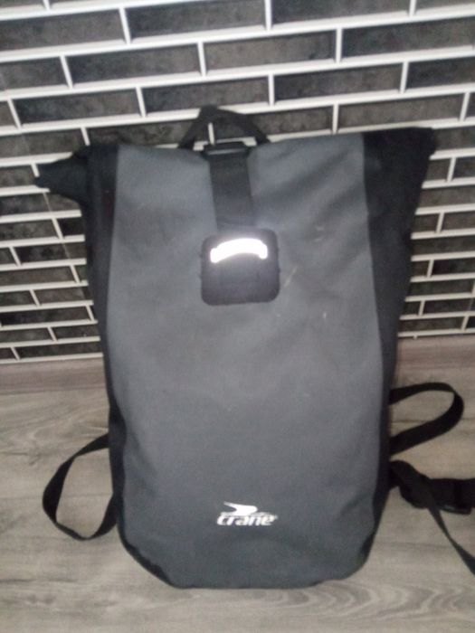 водонепроникний рюкзак типу rolltop