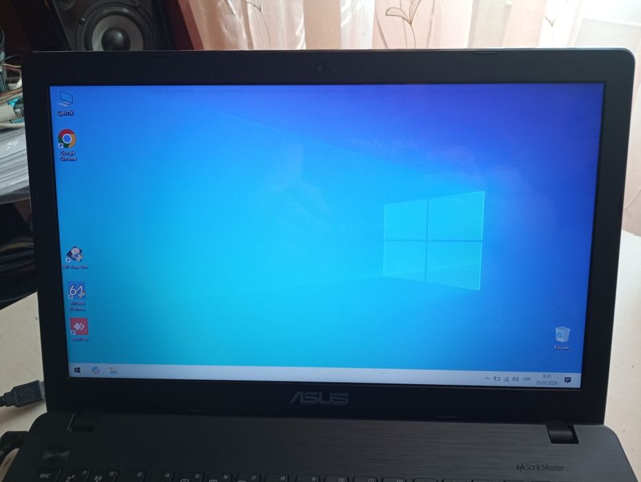 Ноутбук Asus X552C