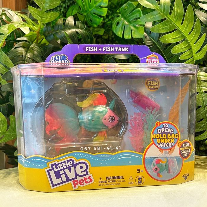 Інтерактивна рибка Little live pets Lil Dippers в акваріумі