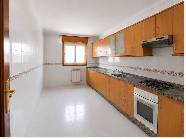 Aluga-se Apartamento T2 com Lugar Garagem e Arrecadação