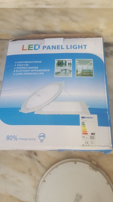 6 focos para  colocar em  tetos  novos