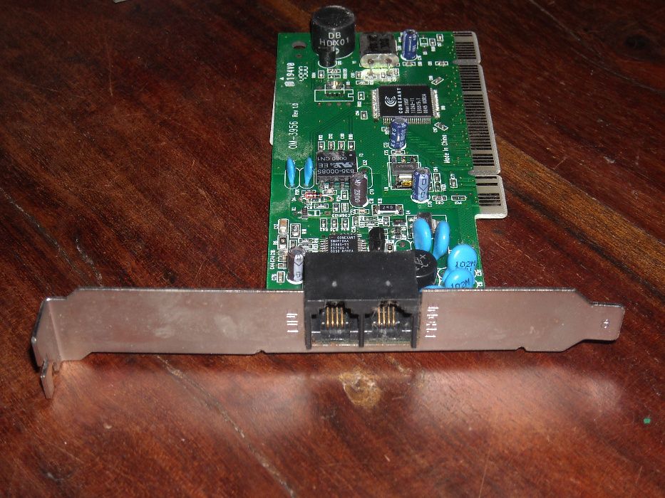 Placas de rede e modems antigos vintage