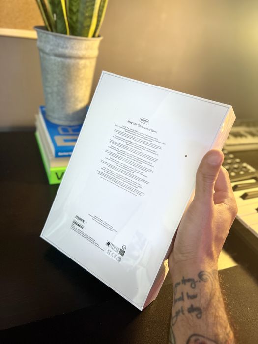 iPad 10.2 64 GB Brand New, 9th Generation, Wi-Fi64297896314881122