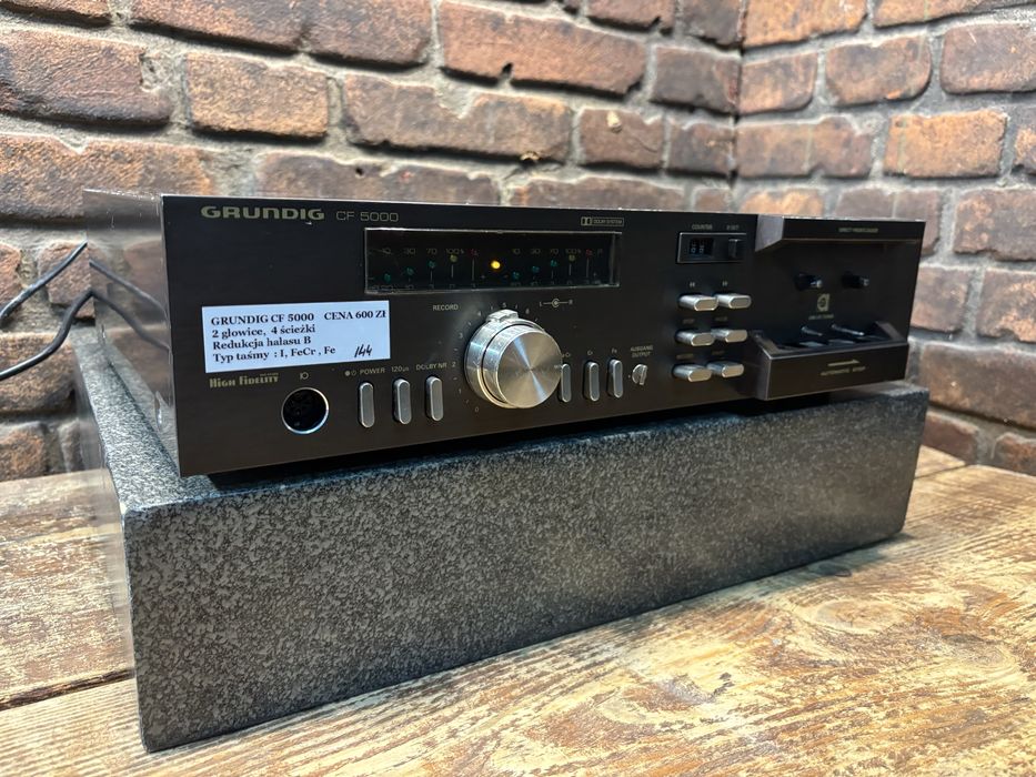 Magnetofon Grundig CF 5000
