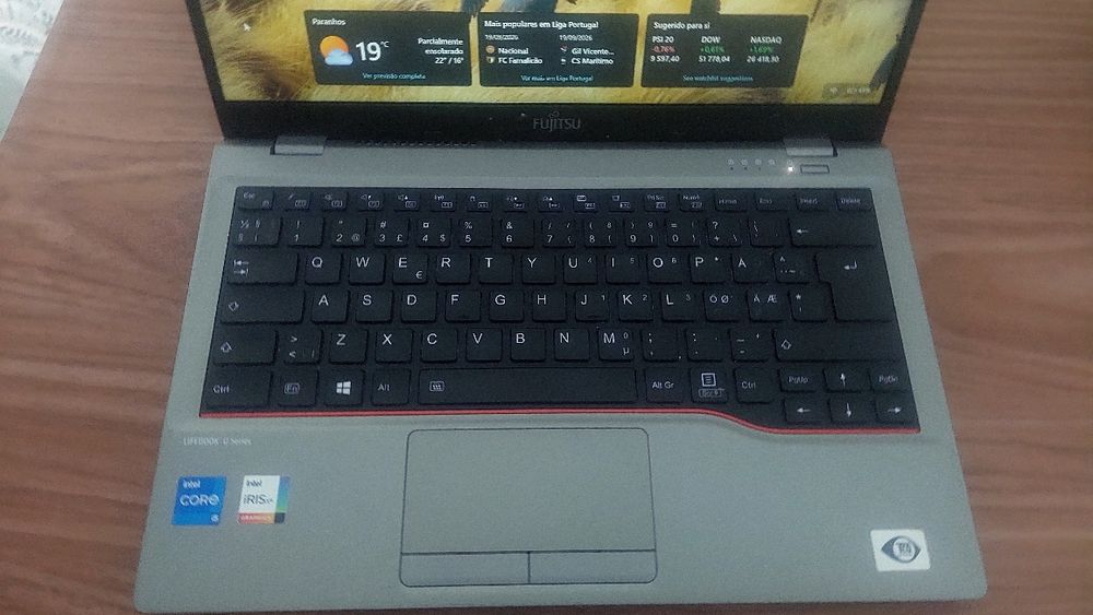 Fujitsu Lifebook U7411
