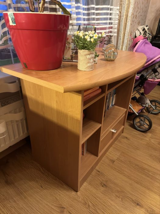 Тумба под телевизор