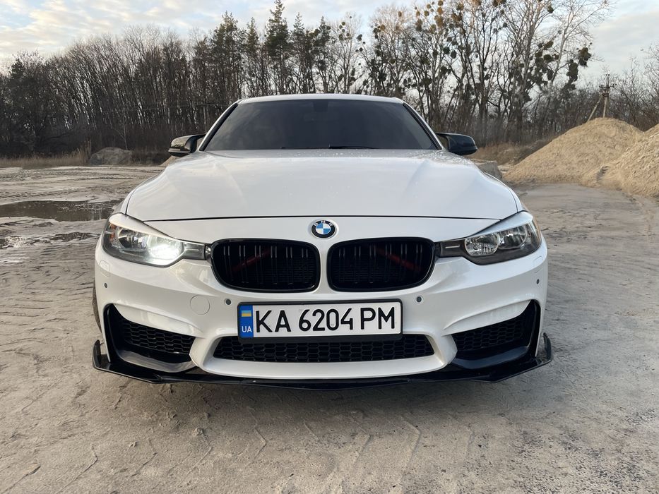 BMW F30 328  2012 год