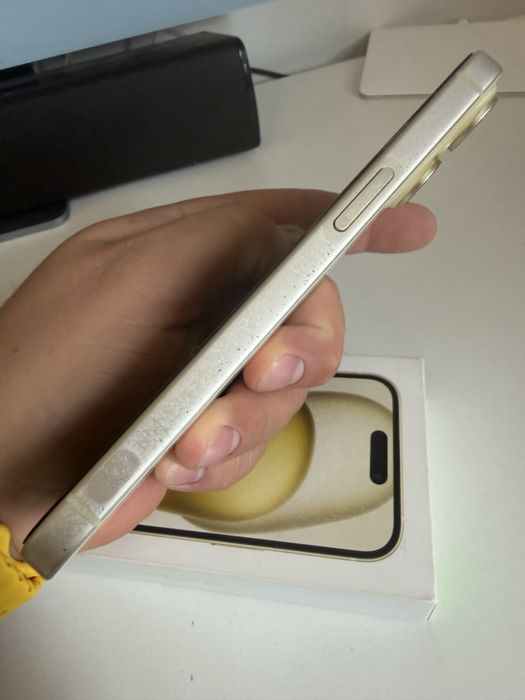 Bateria 100% iPhone 15 128gb Yellow