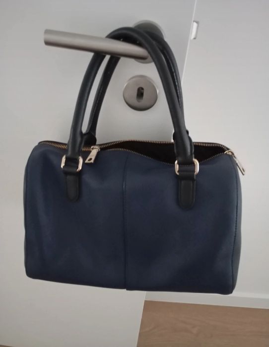 Mala DKNY pele saffiano como nova