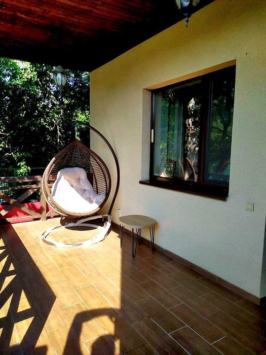 Продам 2эт дом 130 м2 с евроремонтом, 3 спальни, 5 соток на Клочко