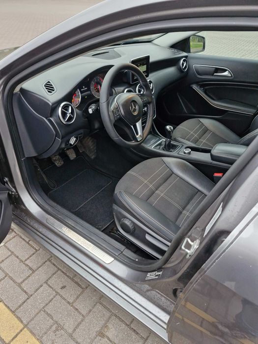 Mercedes a180 2014 benzynya 1.6