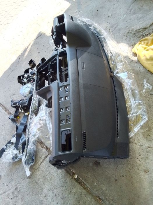 Caddy 4 konsola kokpit deska