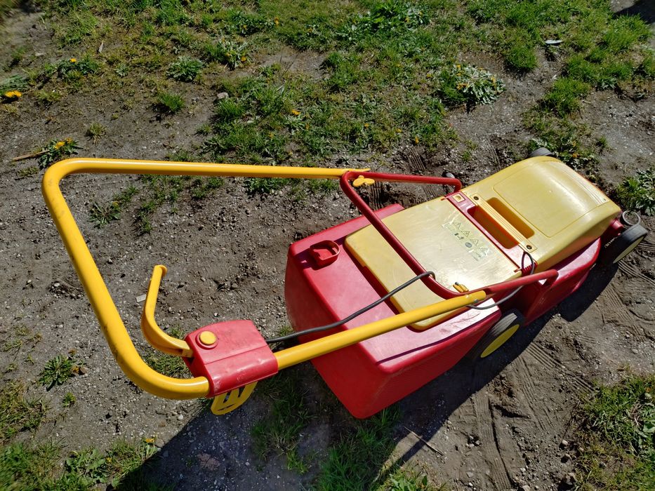 Kosiarka elektryczna Wolf Garden 238E