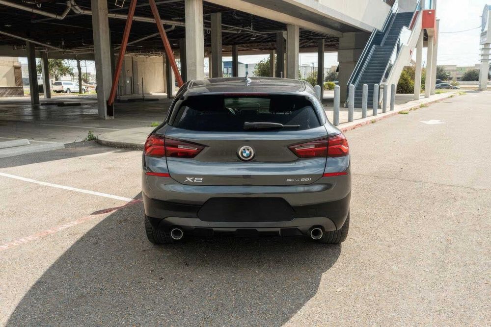 BMW X2 sDrive28i      2021