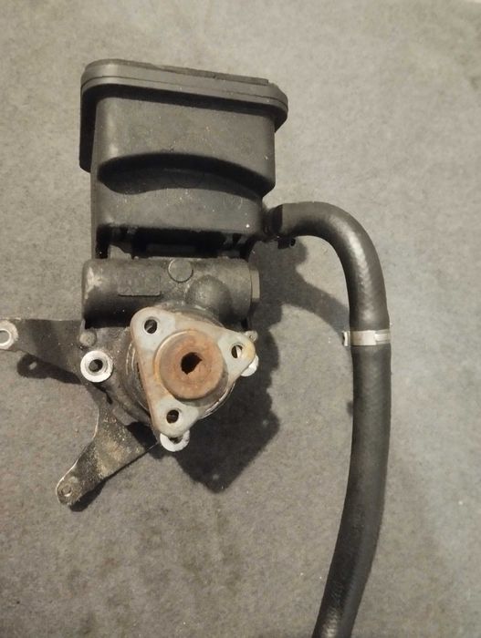 Pompa Wspomagania BMW E46  E90 E60 2.0 2.5 3.0 D M47 M57