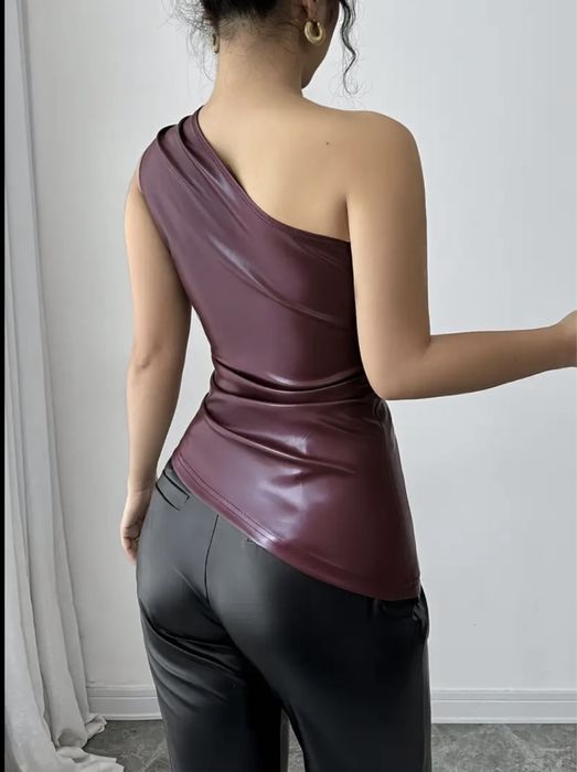 Шкіряний топ колір бургундія