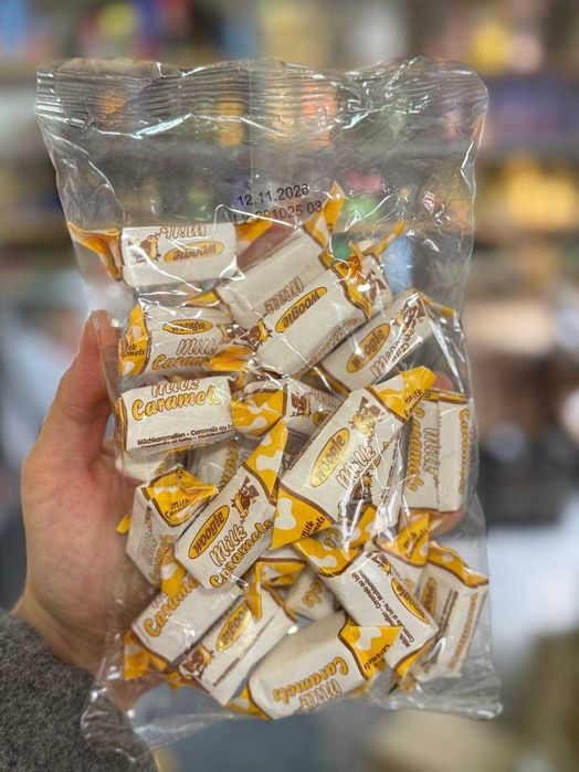 Цукерки Woogie Milk Caramels молочна карамель корівка 250 г