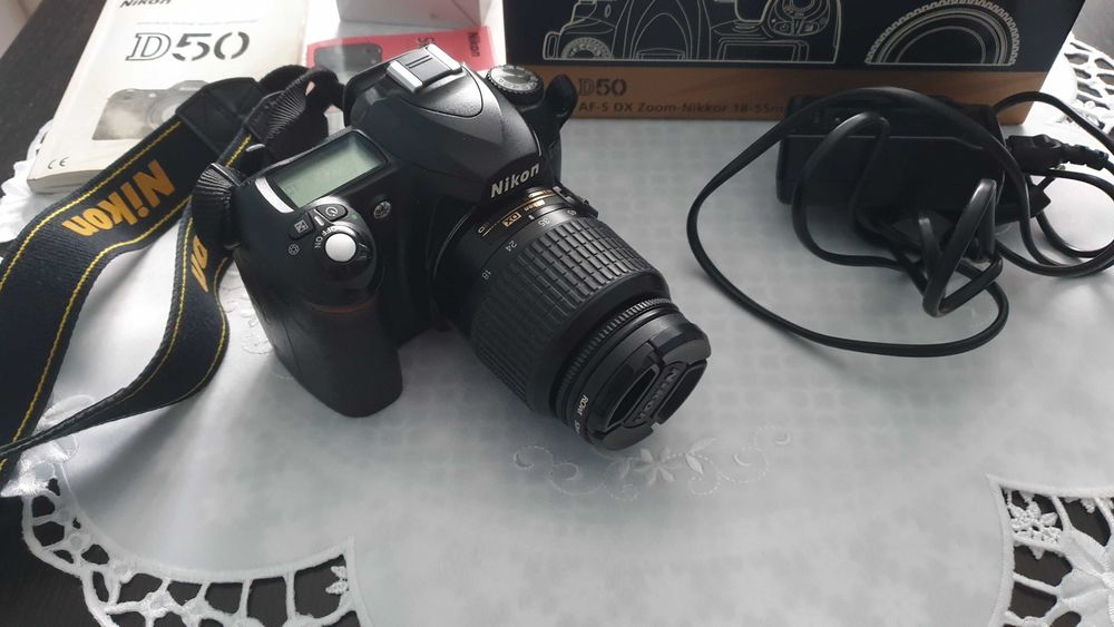 Nikon D50 AF-S DX Zoom-Nikor 18-55mm