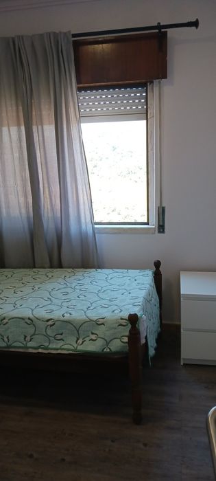 Quarto para arrendamento Vila Franca de Xira (solteiro)